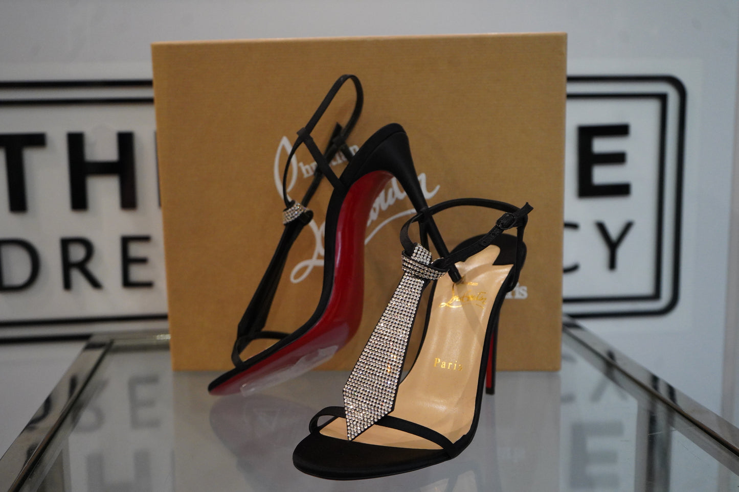 Preowned T Cab 100 Crepe Satin / Strass Christian Louboutin Black Size 39 UK 6