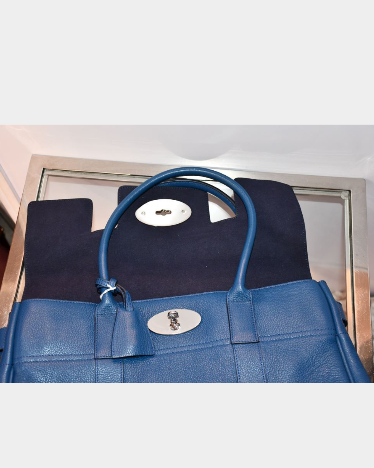 lining of pre owned Mulberry Bayswater Blue Leather Bag