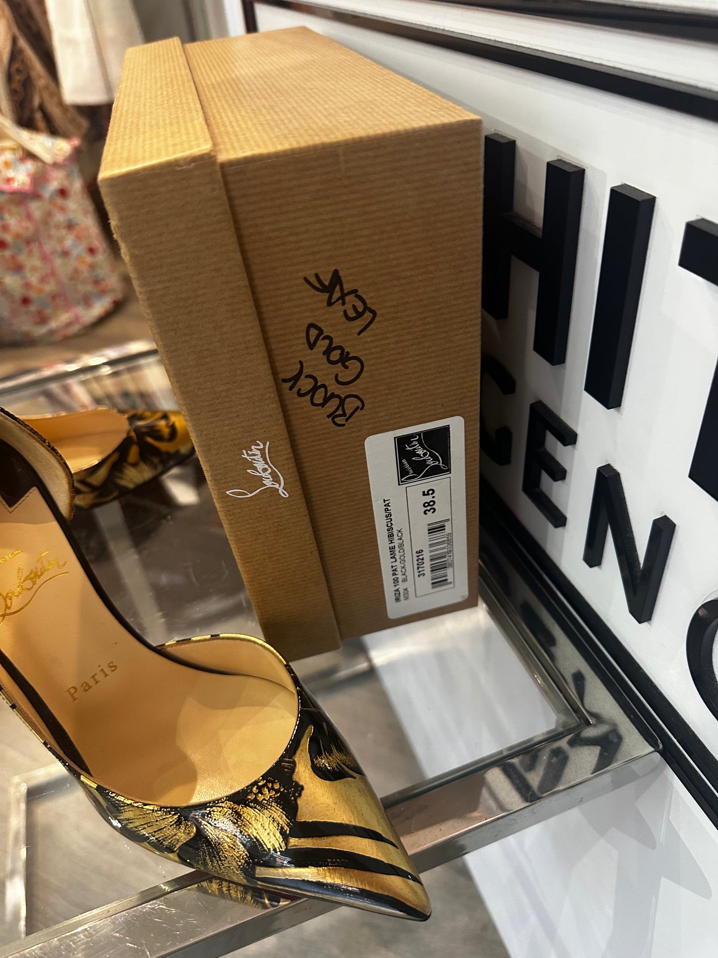 Preowned CHRISTIAN LOUBOUTIN Patent Lame Hibiscus Iriza 100 Pumps Black Gold (5.5)