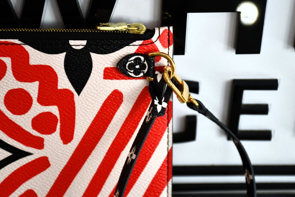Louis Vuitton Jungle Giant Monogram Pouch. Limited Edition