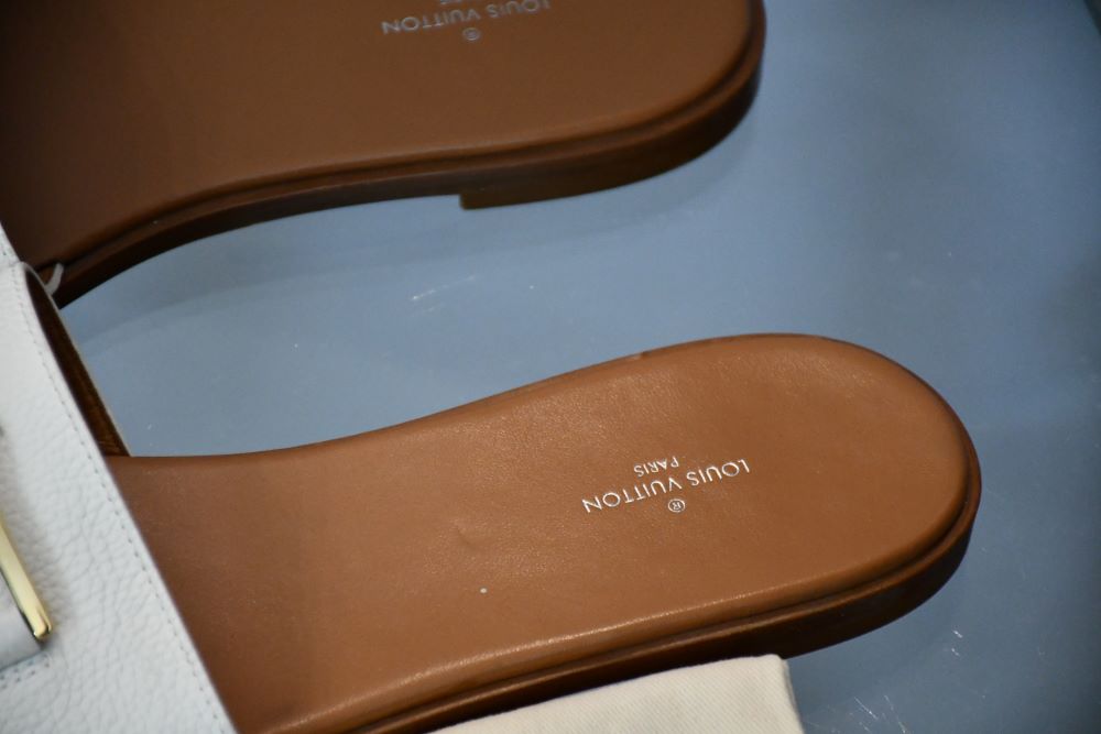 Louis Vuitton LV Lock It White Flat Mules (41)