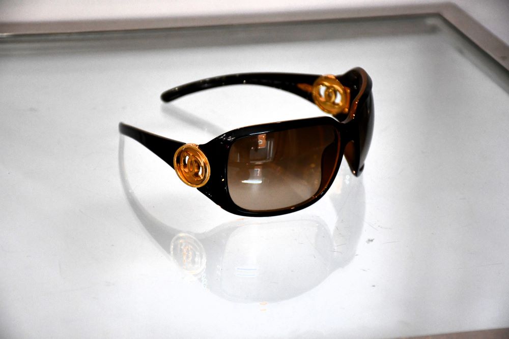 Chanel Luxury Brown Sunglasses