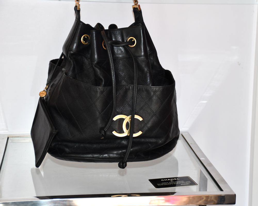 preloved Chanel Gabrielle Black Quilted Leather Drawstring Bucket Bag