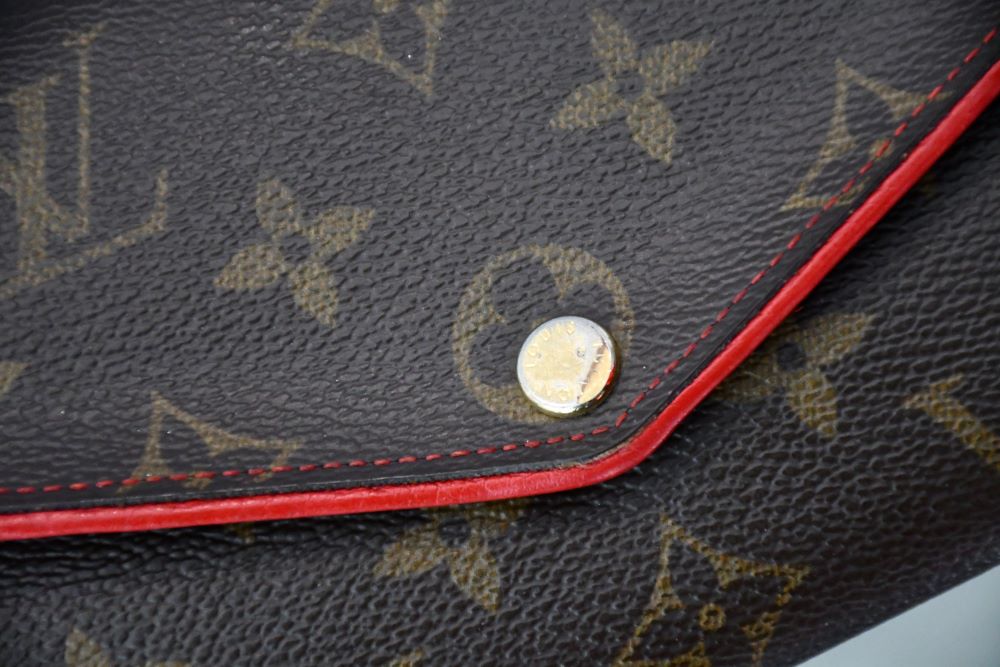 Louis Vuitton Portefeuille Sarah Reitro Monogram Wallet