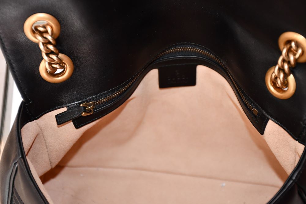 Gucci GG Marmont Matelasse Shoulder Bag