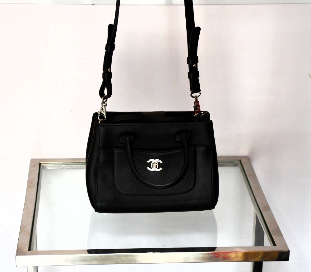Chanel Neo Executive Small Leather Tote