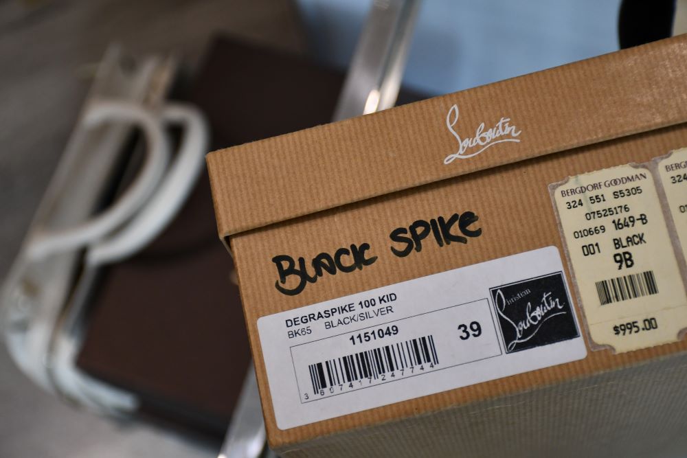Louboutin Degraspike 100 Kid Leather Stud Shoes (6)