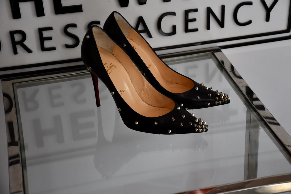 Louboutin Degraspike 100 Kid Leather Stud Shoes (6)