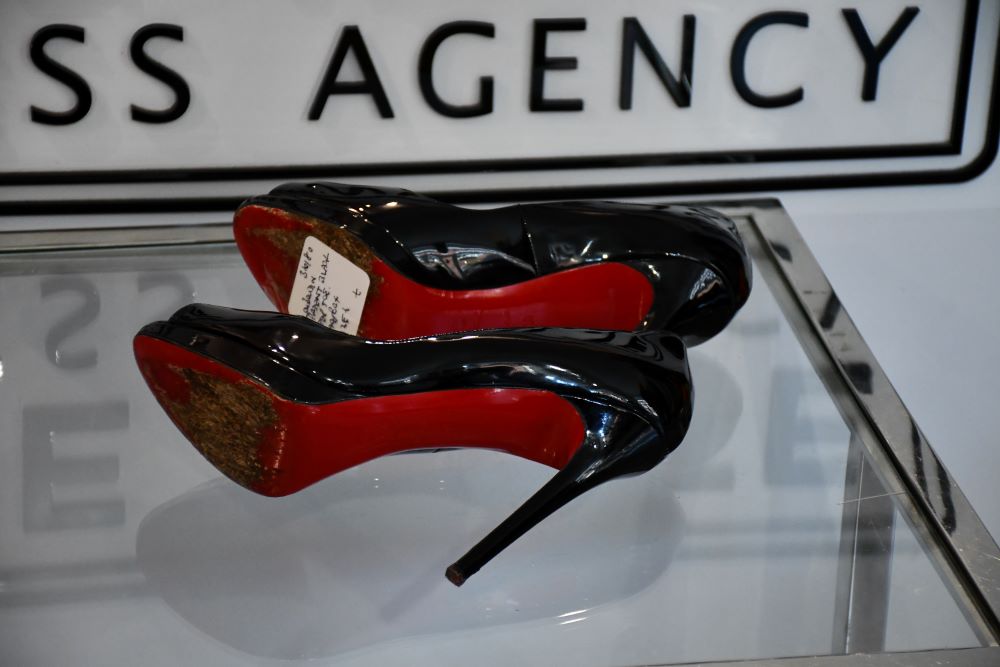 Louboutin Yolanda 120 Patent Calf Leather Shoes (6)