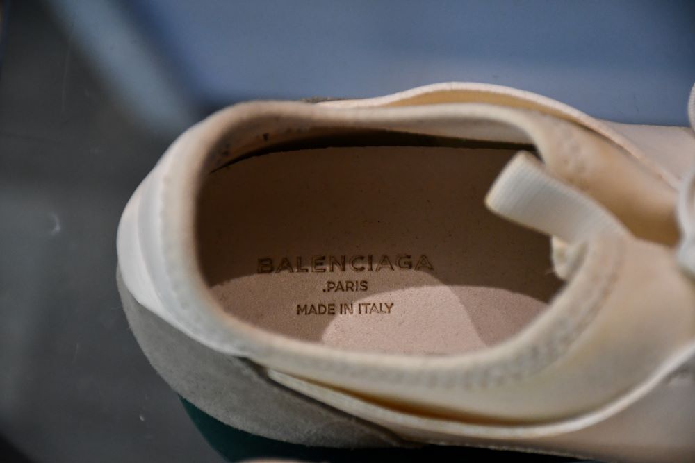 Balenciaga Mihara White Leather Trainers (39)
