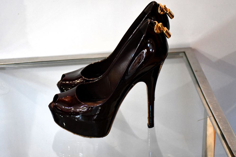 Louis Vuitton Dark Burgundy Padlock Peep Toe Heels (6)