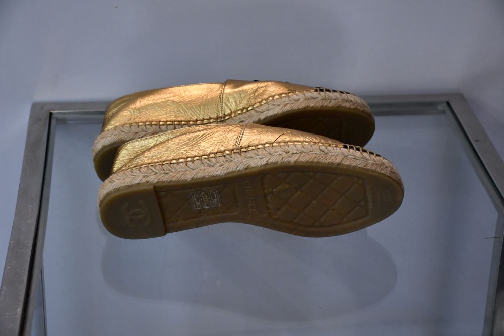 Chanel CC Black Grosgrain and Gold Leather Espadrilles UNWORN (5)