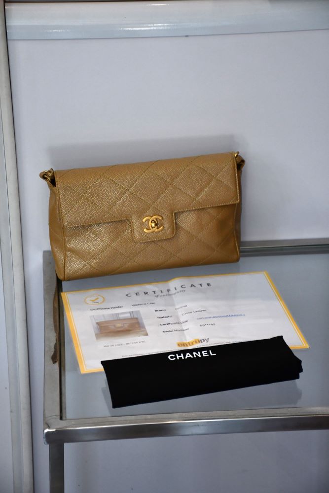 Chanel CC Turn Lock Caviar Leather Shoulder Bag
