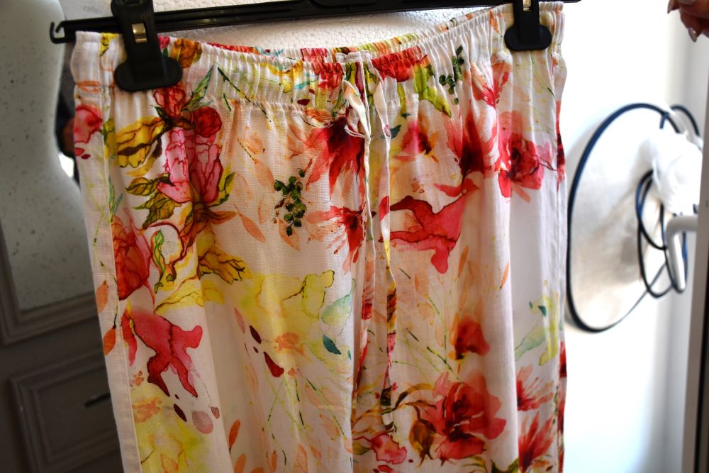 120% Lino Linen Summer Floral Wide Leg Trousers (8) UNWORN