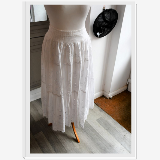 preloved Ralph Lauren White Skirt brand new tags