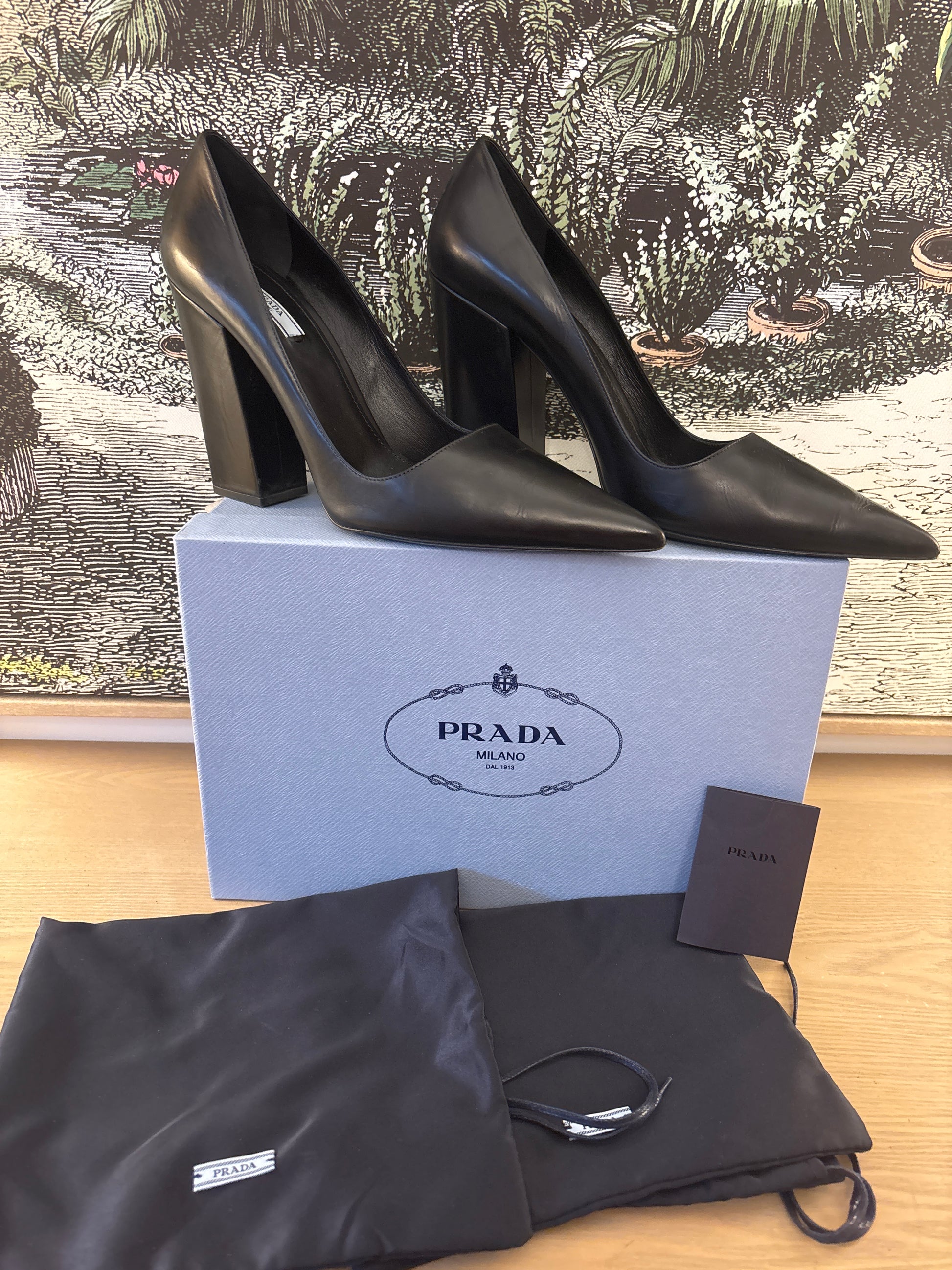 preowned Prada Calzature Donna Block nappa leather Heels with pointed toes on box with dustbags