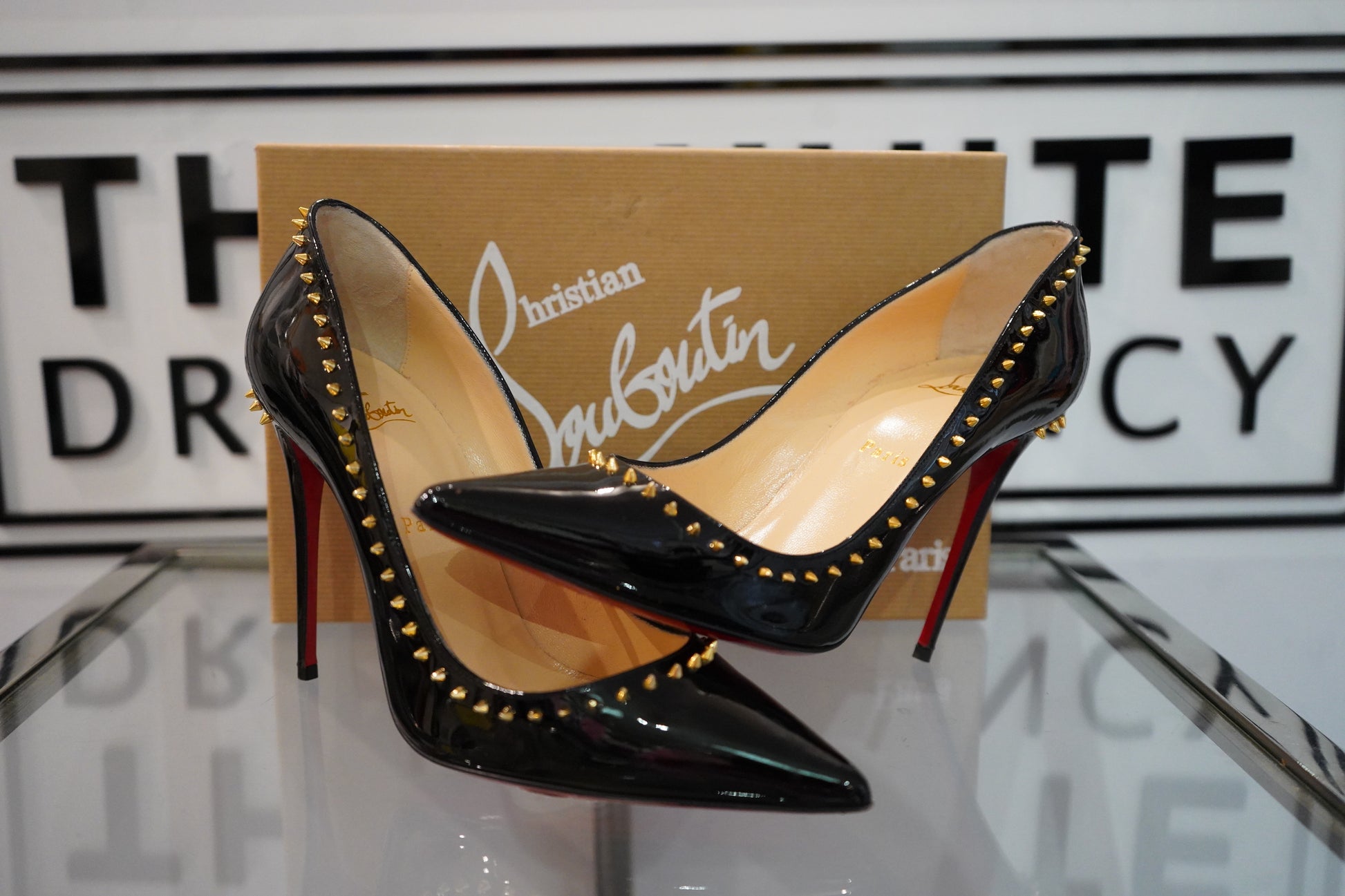 Preowned Christian Louboutin Black Patent Leather Anjalina 100 Heels (6)