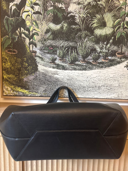 Black leather base 
