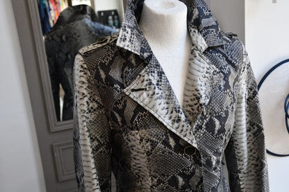 Betty Berkley Outdoor Lightweight Snakeskin Coat (10)