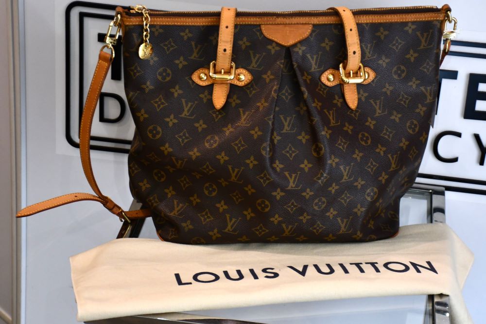 dustbag Louis Vuitton brown Monogram GM Tivoli Bag