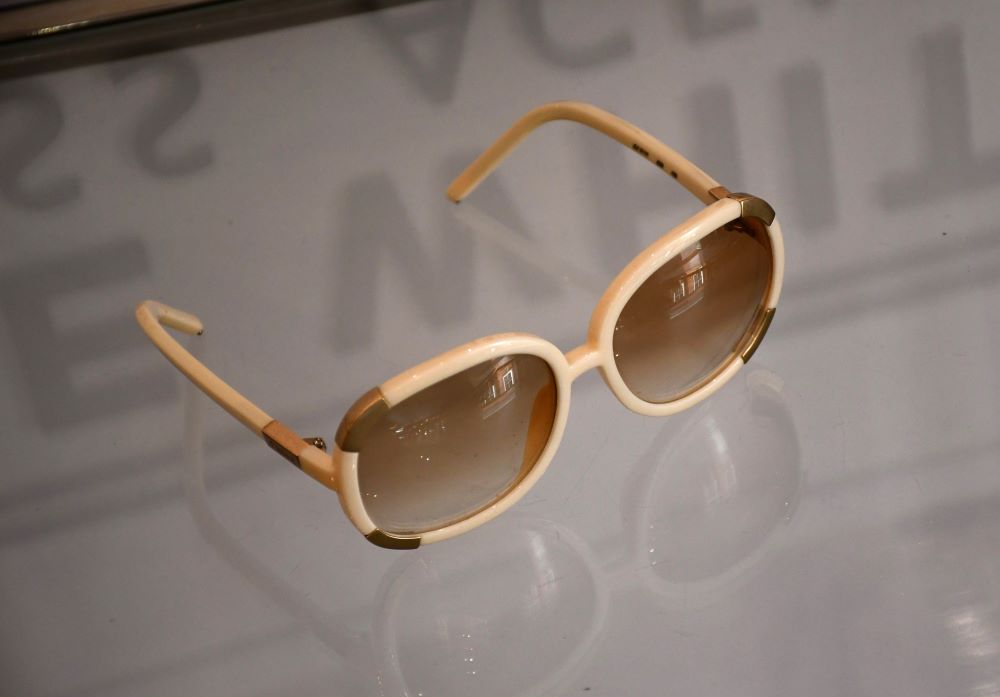 Preowned Chloe Cream Ivory Square  Sunglasses