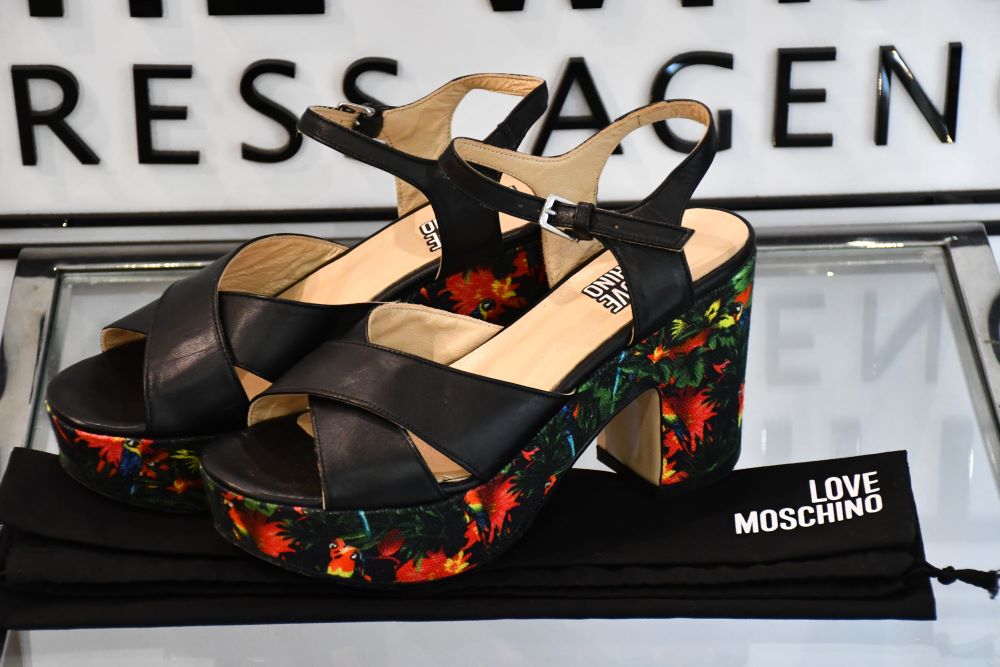 preloved Love Moschino Floral Printed Sandals with dustbag