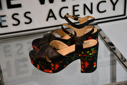 Love Moschino Floral Printed Sandals (38.5)