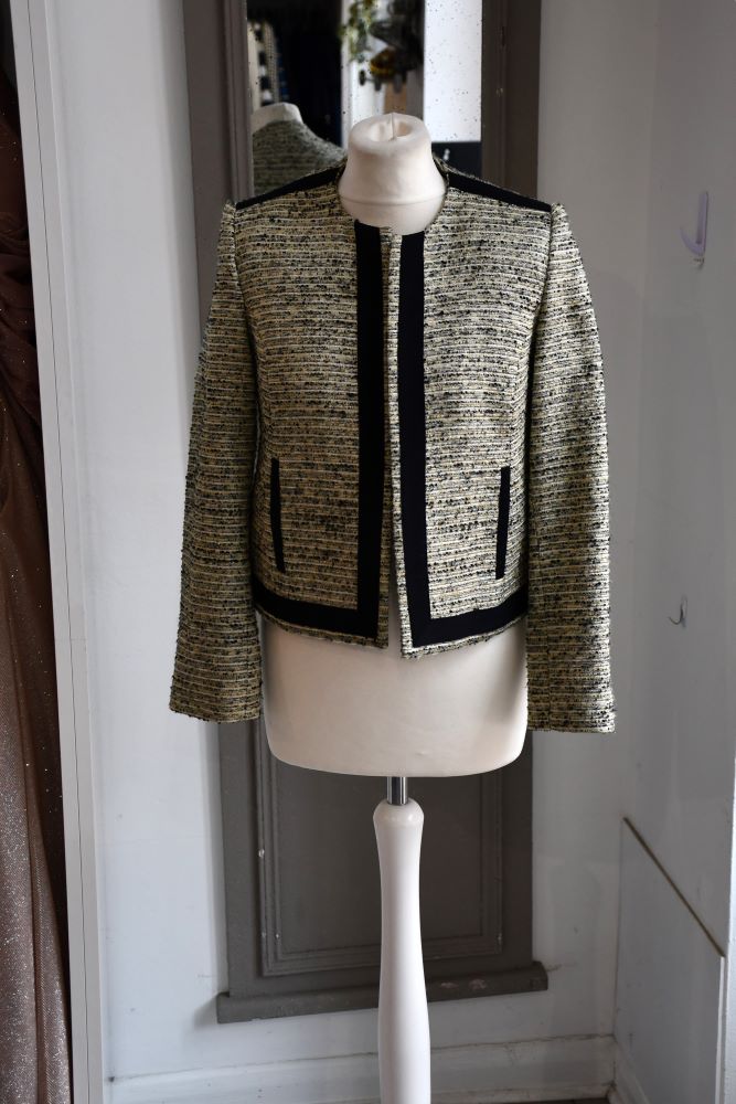 Perri Cutten Short  Wool Mix Jacket (10)