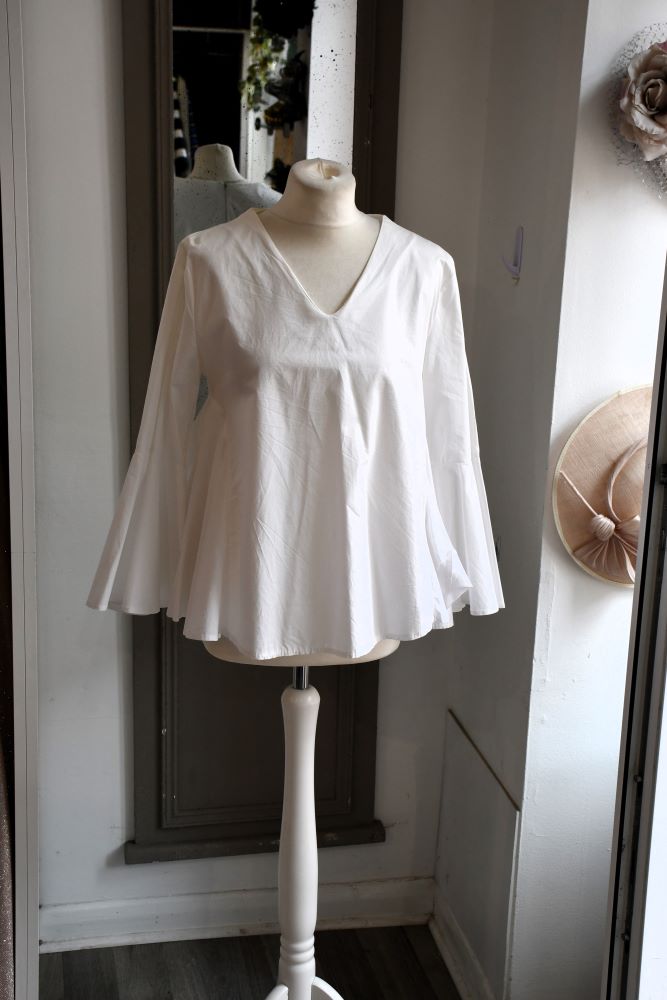 preowned Free People White Trumpet Sleeve To