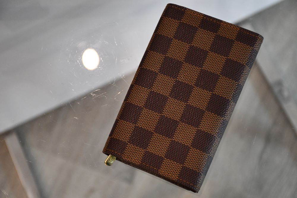 back of Louis Vuitton Damier Ebene Porte Tresor Wallet