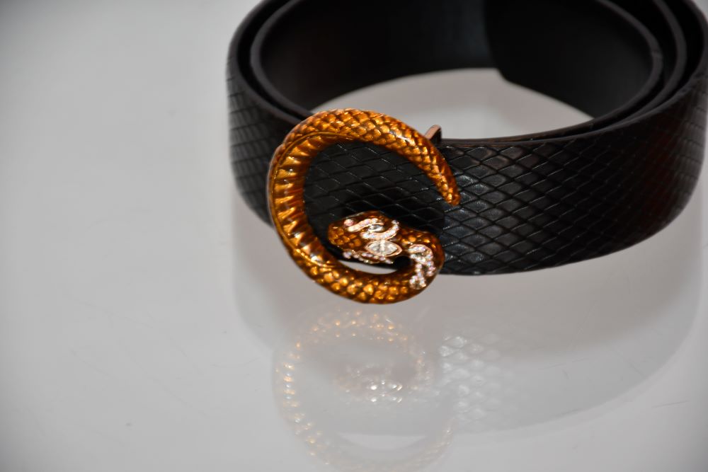 Gucci Black Snakeskin Leather G Serpent Buckle Belt