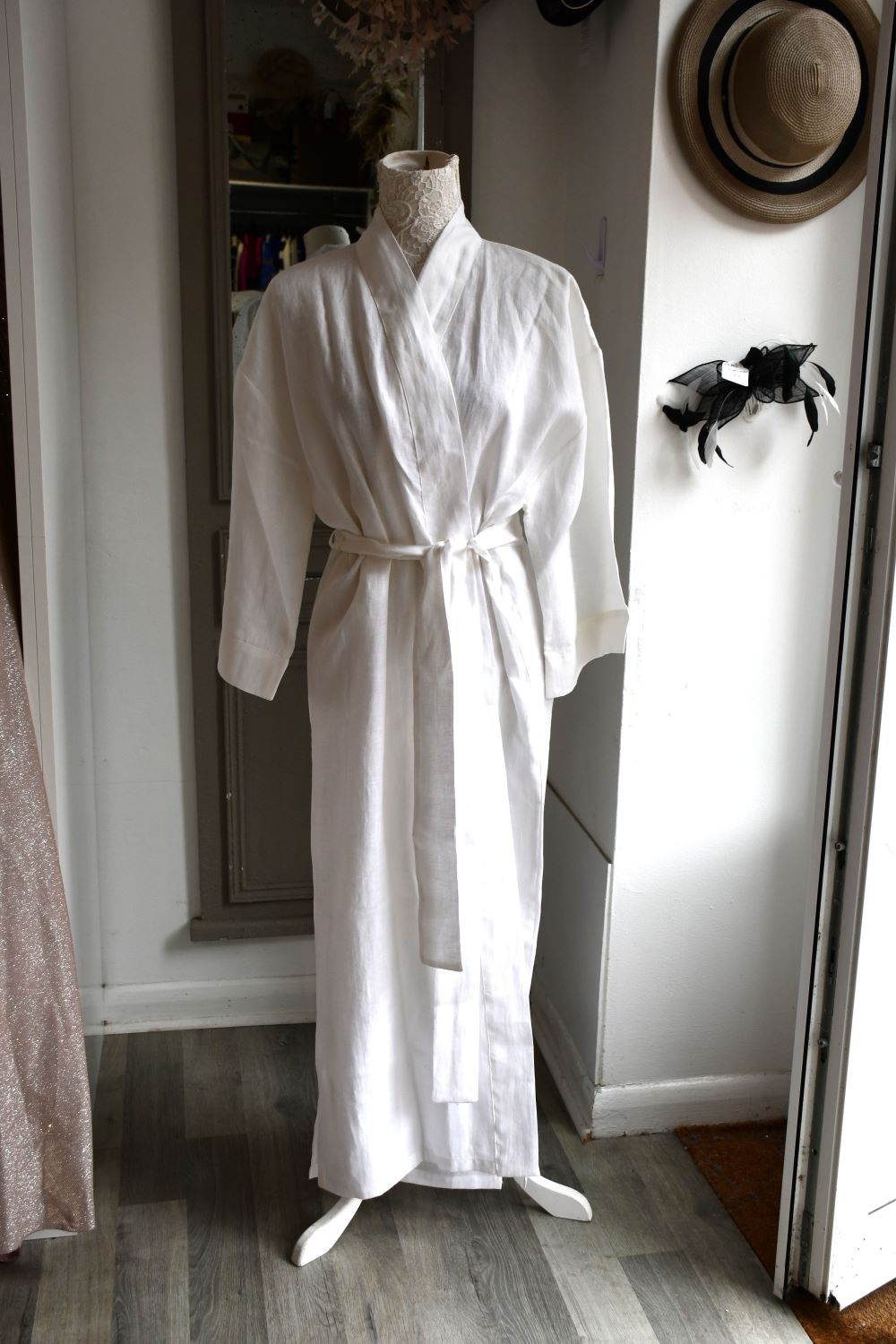 Descamps Long Linen White Kimono (M)