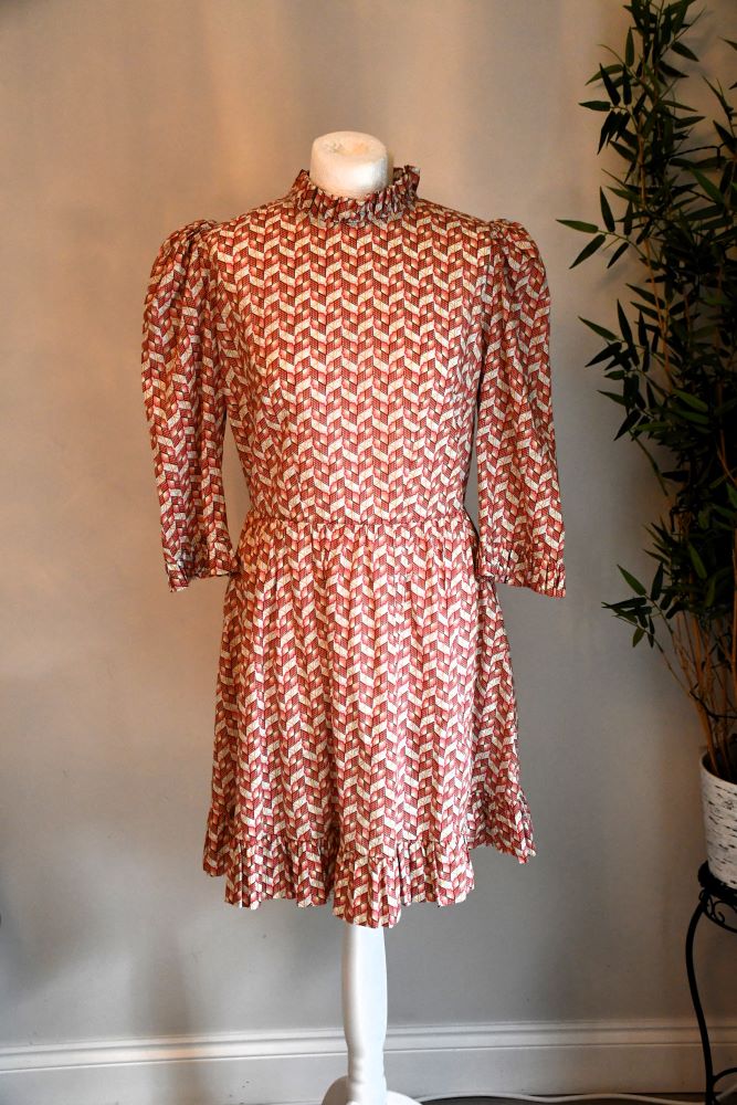 preowned brand new Pioneers Clara Deco apricot Cotton Dress 