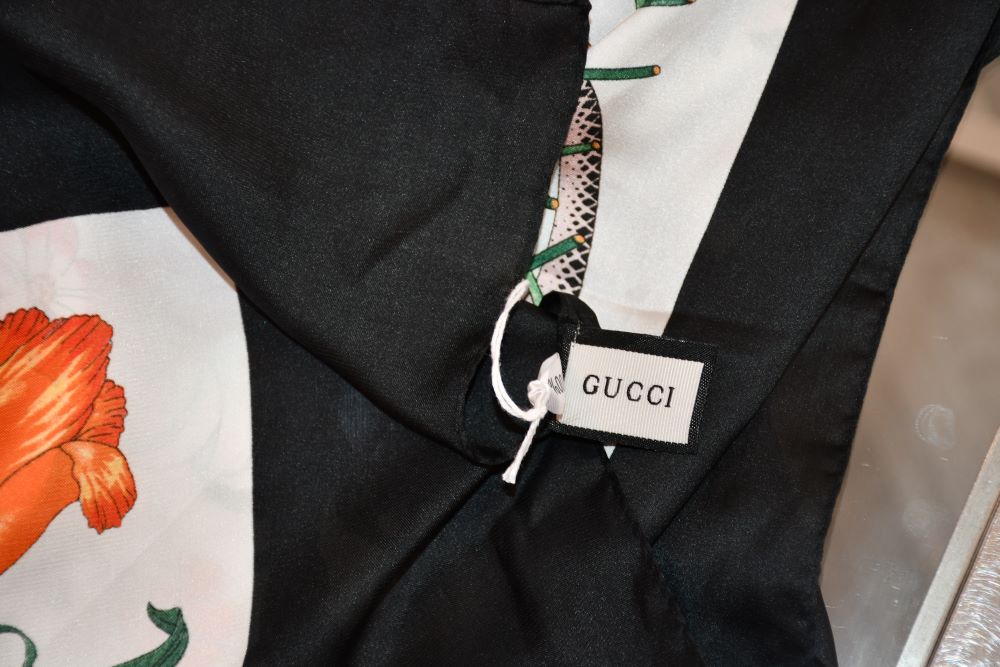 Gucci Flora Snake Scarf