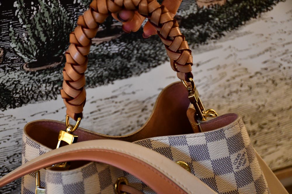 Louis Vuitton NeoNoe MM Damier Azur Bucket Bag