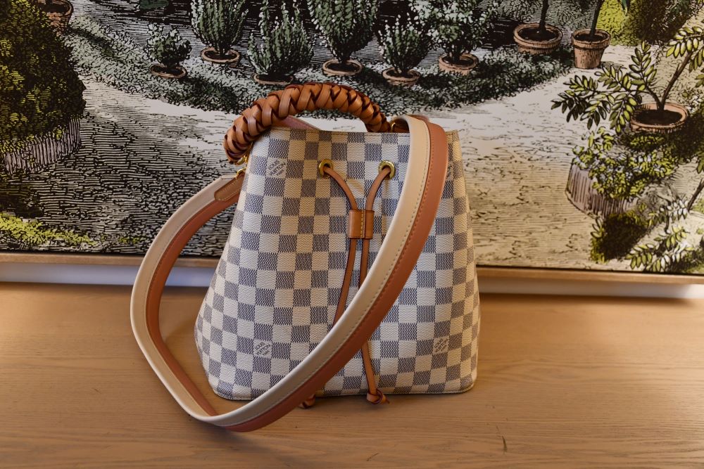 Louis Vuitton NeoNoe MM Damier Azur Bucket Bag