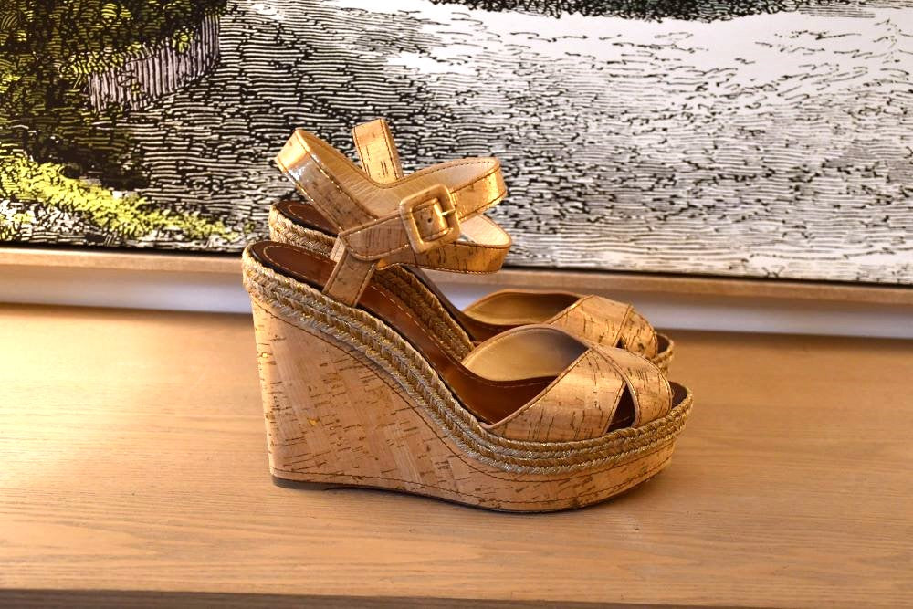 pre owned Louboutin Almeria 120 Liege Pepite Gold Sandals side view