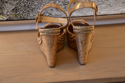 Louboutin Almeria 120 Liege Pepite Gold Sandals (41)