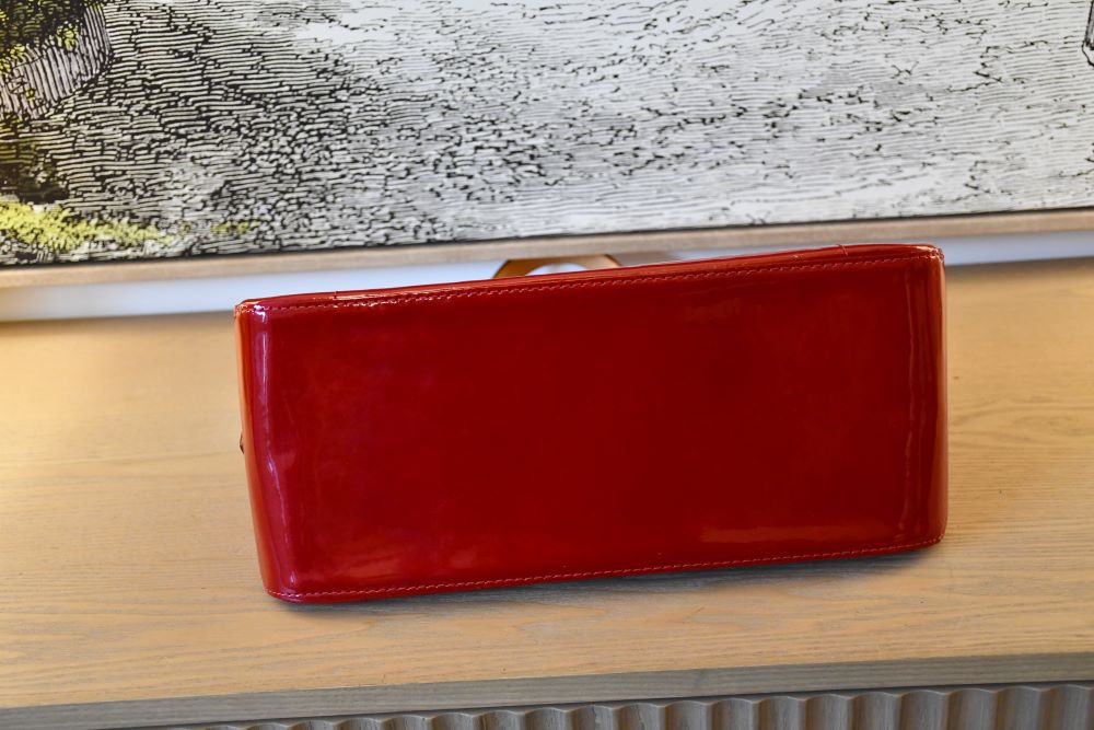 Louis Vuitton Rosewood Avenue Red Monogram Vernis Patent Leather Bag