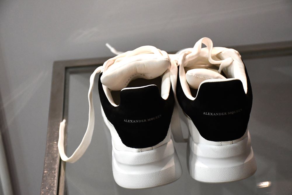 Alexander McQueen White Larry Oversized Trainers (5)