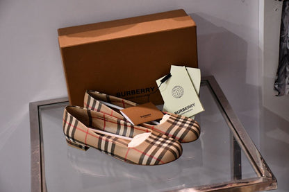 Burberry Vintage Check Joy Ballerina Flat Shoes (6.5) UNWORN