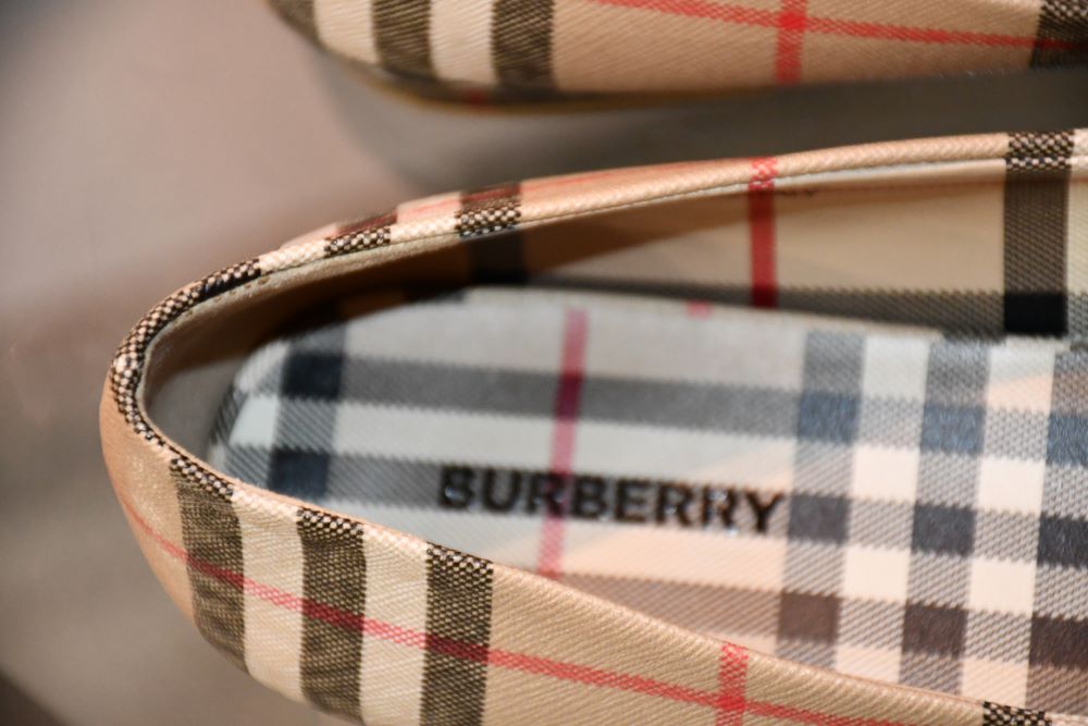 Burberry Vintage Check Joy Ballerina Flat Shoes (6.5) UNWORN