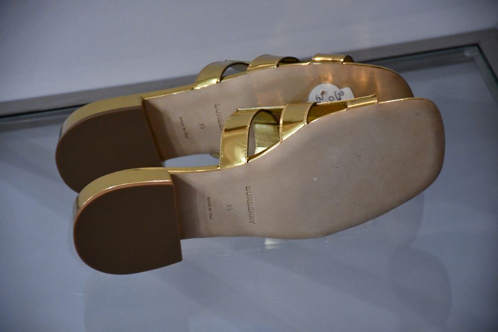 Burberry Lyna Leather Gold Slider Sandals (6) UNWORN