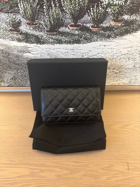Preowned Brand New Unworn Chanel Caviar WOC