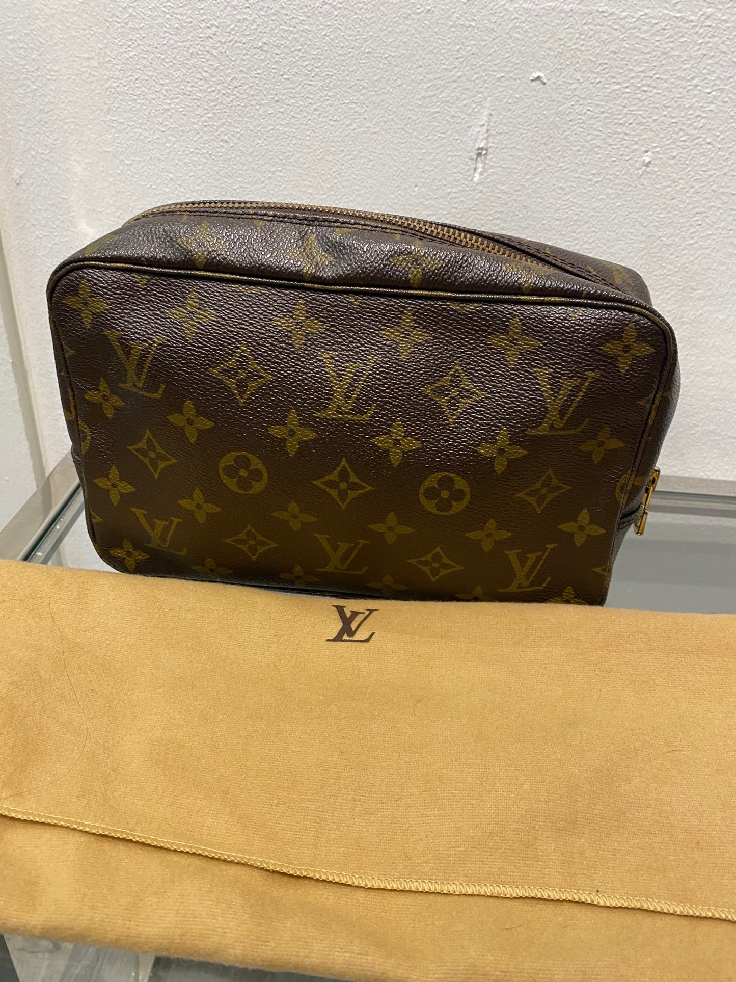 Louis Vuitton Trousse De Toilette